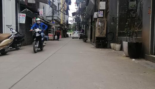 Bán Nhà Láng, Đống Đa Ngõ Ô Tô, 5 Tầng, 3 Phòng Ngủ, Nội Thất Mới, Lô Góc  Vĩnh Viễn Nhỉnh 3 Tỷ