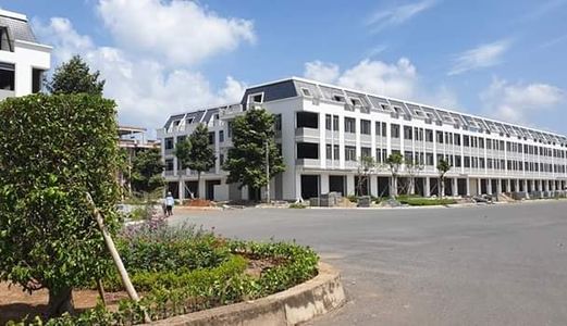 Mở Bán Đợt 1 Nhà Phố  5X20 1 Trệt 2 Lầu Giá Chỉ 800Tr Căn . Chiếc Khấu 10% Tặng Viênkim Cương 30Tr