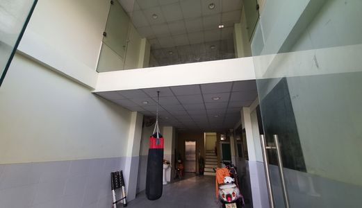 Cho Thuê Mặt Bằng + Tầng Lửng Mặt Tiền Đường Quận 8