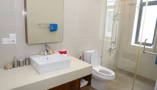 Cần Bán Nhà Phố Mt Nguyễn Thị Định, Q.2, 190M2, Shr, Giá Cực Tốt, Nội Thất Hiện Đại