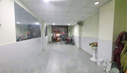 Chính Chủ Cho Thuê Mặt Bằng + Tầng Lửng Mặt Tiền Cao Lỗ 70M² Quận 8