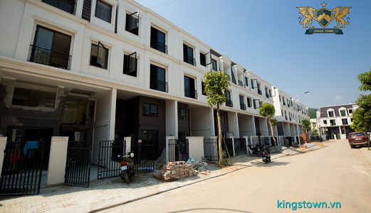 Cần Bán Nhà Xây 3 Tầng, Giá 2.6 Tỷ Tại Hạ Long, Quảng Ninh.