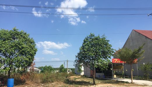 Cần Sang Gấp Lô Đất 600M2 Mặt Tiền Ql13. Sổ Riêng, Gần Chợ Trường Học Buôn Bán Tấp Nập. Lh Chị Nhân