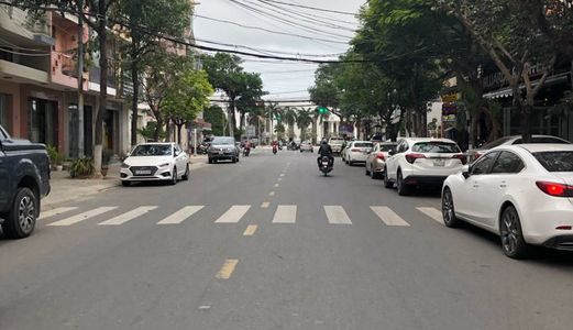 Bán Nhà Mặt Tiền Đường Tiểu La,sát Đường 2-9,quận Hải Châu,sổ Hồng Chính Chủ.