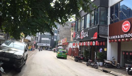 Tiệm Bánh Kiểu Pháp Giữa Phố Cổ Trung Tâm Thủ Đô, Lô Góc, 50M2, Mt 10M Chỉ 37 Tỷ.