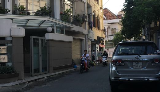 Nhà Hẻm Ô Tô Tránh Trường Sa 70M Chỉ 11,5 Tỷ Kinh Doanh Tốt Khu Dân Trí Cao