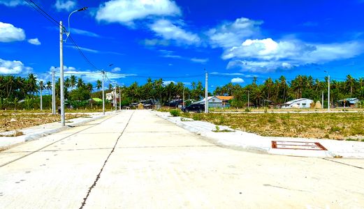 Bùng Nổ Cơn Sóng Đất Nền Phú Yên, Trình Làng Đất Vàng Bên Vịnh Thiên Đường