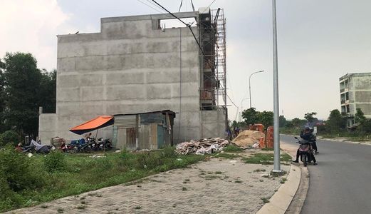 Tôi Cần Bán Gấp Lô Đất Chính Chủ Sổ Sạch Mặt Tiền Bình Chánh,dt 95M2, Giá 30 Triệu/m2