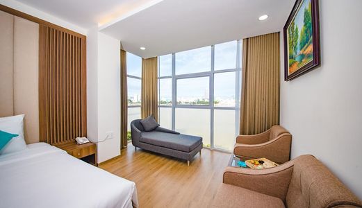 Chuyển Nhượng Khách Sạn 3 Sao Mặt Tiền Bạch Đằng, 11 Tầng, 65 Phòng Nghỉ Cao Cấp