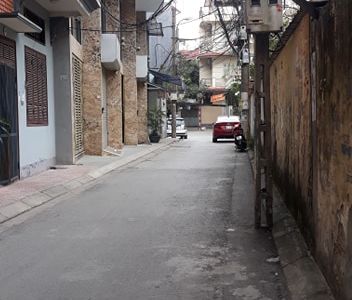 Bán Nhà Đẹp, Khu Phân Lô Ngõ 184 Hoàng Quốc Việt, Gara Ô Tô, Có Vỉa Hè, Làm Văn Phòng, 45M2 Chỉ 6,7 Tỷ