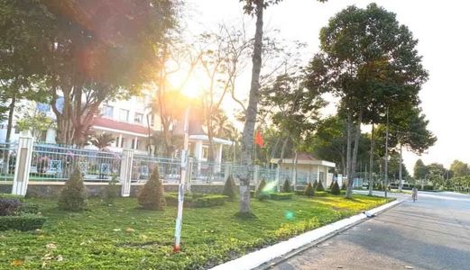 Nền Thổ Cư Đối Diện Trường Học - Chỉ Từ 780 Triệu