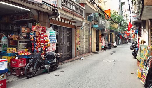 Siêu Phẩm Cực Hiếm - Nhà Mặt Ngõ - Ô Tô Tránh Nhau - Phố Thái Thịnh, Đống Đa.