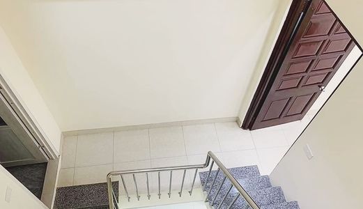 Nhà Đẹp Quận Đống Đa, Ngõ Rộng - Chỉ 2.95 Tỷ!