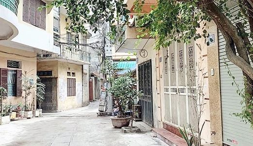 Nhà Đẹp Quận Đống Đa, Ngõ Rộng - Chỉ 2.95 Tỷ!