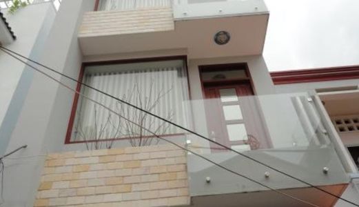 Nhà Quỳnh Lôi Ôtô Đỗ, Kinh doang, 2 Mặt Thoáng, Nở Hậu, 58M, Giá Rẻ Bất Ngờ.