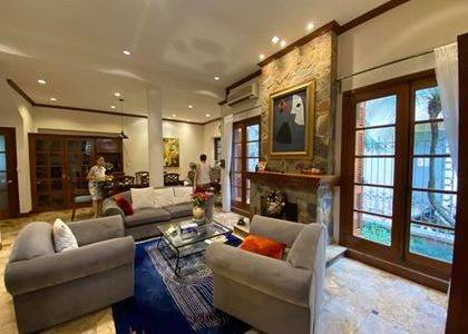 Bán Gấp Nhà Thái Hà Xây Mới Diện tích 40M2, 5 Tầng Ô Tô Đỗ Cửa Vỉa Hè 6.3 Tỷ