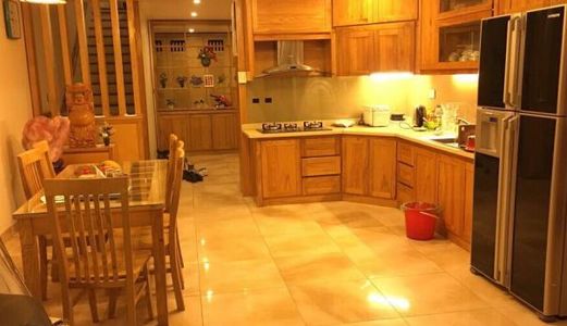 Bán Nhà Cầu Giấy 35M2, 5 Tầng, 2,8 Tỷ, Nội Thất Gỗ Tự Nhiên