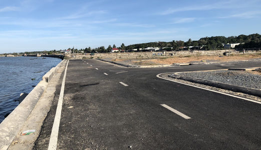 Cần Bán Lô Đất View Đầm Thủy Triều Gần Đường Đinh Tiên Hoàng Giá 750 Triệu