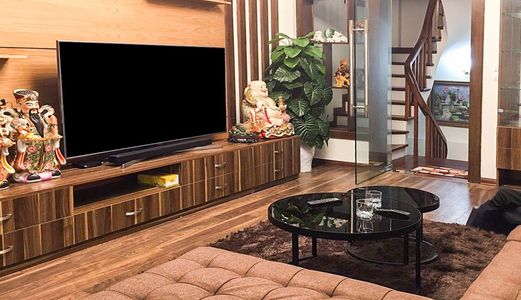 Hết Ý Hết Ý Bán Nhà Đê La Thành-Ba Đình.32 M2,5 Tầng,mặt Tiền 3M,giá 3.9 Tỷ.