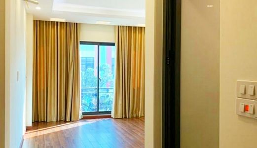 Chính Chủ Cần Bán Biệt Thự Mặt Ngõ Hồ Tùng Mậu , Có Thang Máy , 7 Chỗ Vào Tận Nhà -  Vừa Ở Vừa Làm Văn Phòng Vừa Cho Thuê , Kinh Doanh Sầm Uất , Khu Phố Hot Nhất Hà Nội