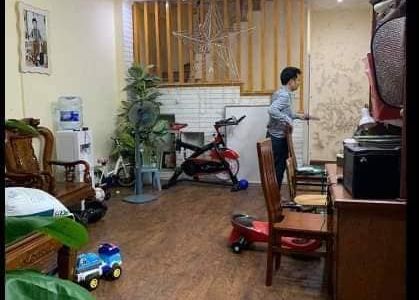 Bán Nhà Tại Văn Hương, Đống Đa, 50M, 4T, Mt4.3, 3.5 Tỷ, Liên Hệ: 0983428016