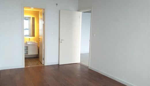 Bán Căn Hộ Vị Trí Đắc Địa Tầng Trung D’Capitale Vincom Trần Duy Hưng 