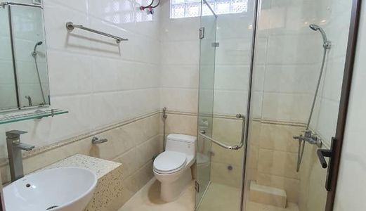 Bán Gấp 7 Tầng Tại Trường Chinh,Thang Máy 61M2,ô Tô Đỗ, Kinh Doanh Văn Phòng, 9.5 Tỷ