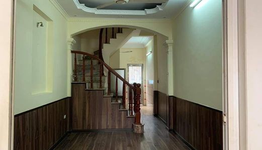 Bán Nhà Đẹp Gần Ngã Tư Sở,dt 51M2,4 Tầng,ngõ Ô Tô Qua Nhà.