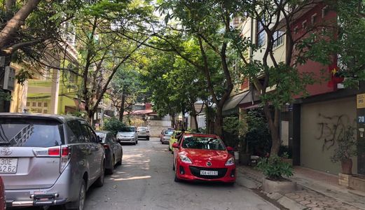 Ba Đình Đào Tấn 51M2 – Nhà Đẹp – Thang Máy - 6 Tầng – Mt 4 .6 Mét – Kinh Doanh – Ô Tô Vào Nhà