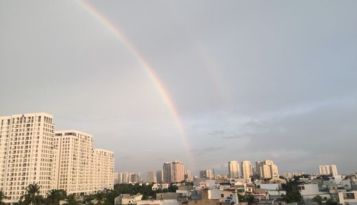 Bán Rẻ-Căn Gốc 2Pn - Hướng Sông Sg Và View Landmark - Nội Thất Đầy Đủ-Fix Nhanh 