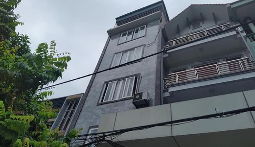 Cần Bán Gấp Nhà 6 Tầng Phố Hoàng Quốc Việt Cầu Giấy – Giá Hợp Lý – 0974 933 128