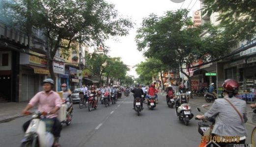 Bán Nhà Mặt Tiền Đường Nguyễn Hồng Đào 5 Tầng Giá 24 Tỷ