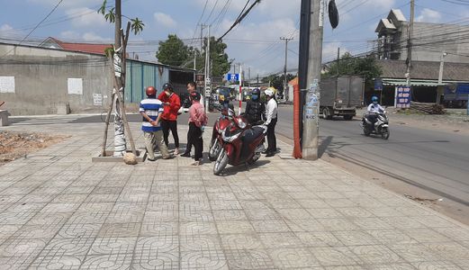 Cần Bán Gấp Lô Đất Mặt Tiền Đường Lớn,tp Dĩ An.Bình Dương. Liên hệ:0528368465