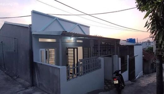 Bán Nhà Cấp 4 Ngõ 10 Cao Xanh.dt:70M2,mt:4.5M. Mới Xây Đẹp !!!