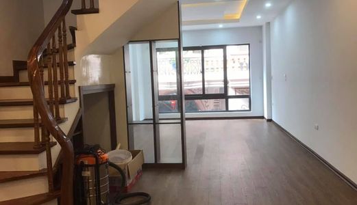 Chính Chủ Bán Nhà Ngõ 105 Đường Láng Cách Đường Oto 70M