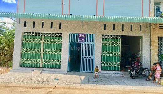 Gia Đình Về Quê Sinh Sống Cần Sang Lại 2 Dẫy Trọ 16 Phòng 2 Kiot Thu Nhập 18Tr/tháng