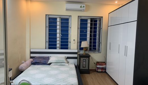 Bán Nhà 5 Tầng - Ngõ Phố Bồ Đề - 2 Tỷ 850 Triệu