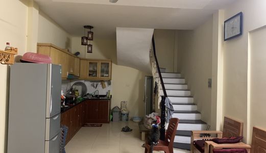 Bán Nhà 5 Tầng - Ngõ Phố Bồ Đề - 2 Tỷ 850 Triệu