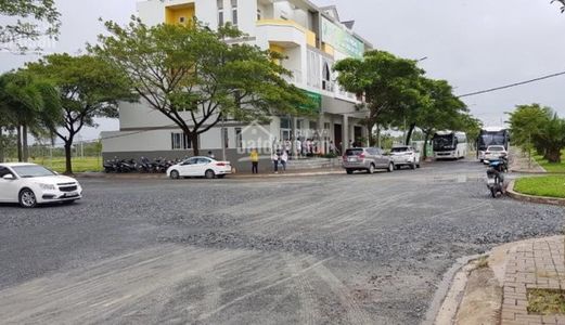 Đất Nền Ngay Trung Tâm Đức Hòa Resco