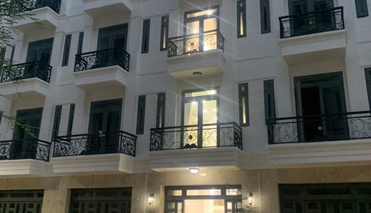 Nhà 1 Trệt 4 Lầu Có Thang Máy Gia Đình Tiện Ở Kinh Doanh