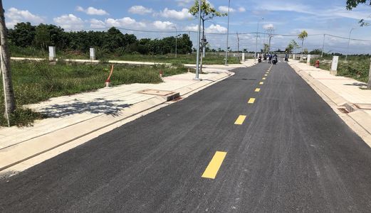 Bán Lô Đất Mt Đường Tl.8 Dt:5X16M Cách Ql.22 Vào 2Km Đất Ngay Chợ