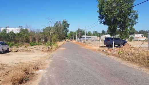 Cần Bán Lô Đất Tại Thị Xã Phú Mỹ .diện Tích 100M2 Giá 450Tr/nền