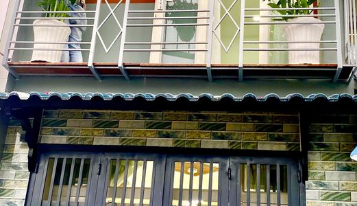 Bán Nhà Đẹp Hxh 1135 Htp - Full Nt - 3X8.2M - Trệt , Lầu , 2Pn, 2Wc - Giá 1.55 Tỷ .