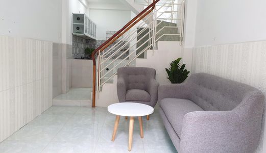 Bán Nhà Shr - Hỗ Trợ Vay - Hẻm 487 Htp - 3.1X9M - Trệt , Lầu ,2Pn - Tặng Nt - Gía 2.55 Tỷ .