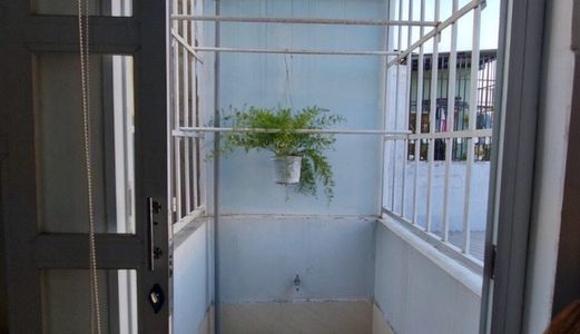 Bán Nhà Shr - Hỗ Trợ Vay - Hẻm 487 Htp - 3.1X9M - Trệt , Lầu ,2Pn - Tặng Nt - Gía 2.55 Tỷ .