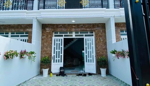 Bán Gấp Nhà 1 Triệt 1 Lầu Bình Chánh