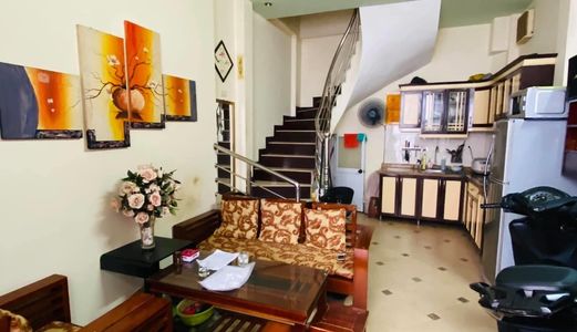 Bán Nhà Phố Thái Thịnh, Ô Tô Cách 20M, Diện Tích 45M, Giá 4,2 Tỷ.