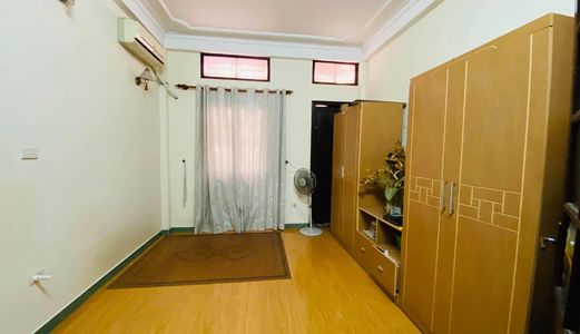 Bán Nhà Phố Thái Thịnh, Ô Tô Cách 20M, Diện Tích 45M, Giá 4,2 Tỷ.