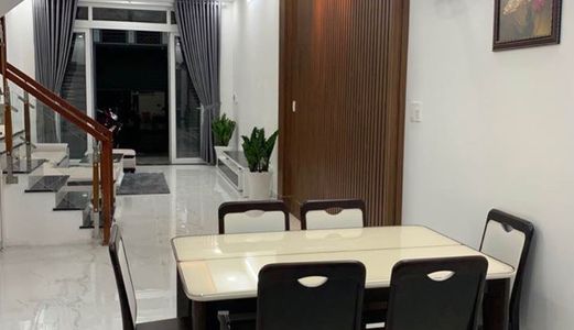 Cần Tiền Gấp Trả Nợ Ngân Hàng Bán Căn Nhà Hẻm Xe Hơi