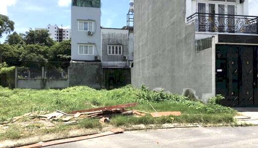 Nhà Em Ra Đi Gấp Để Về Quê